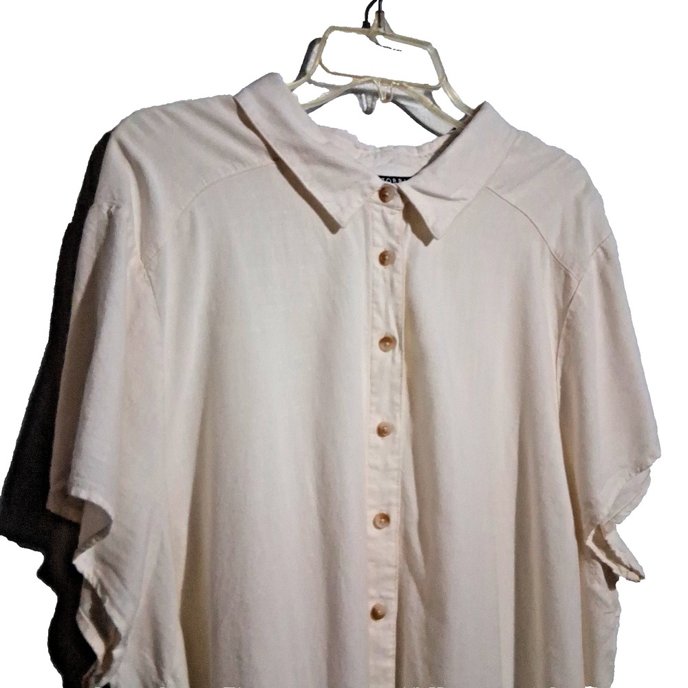 Torrid Size 3X Plus Size Rayon Linen Button Font Short Sleeve Button Linen Blend
